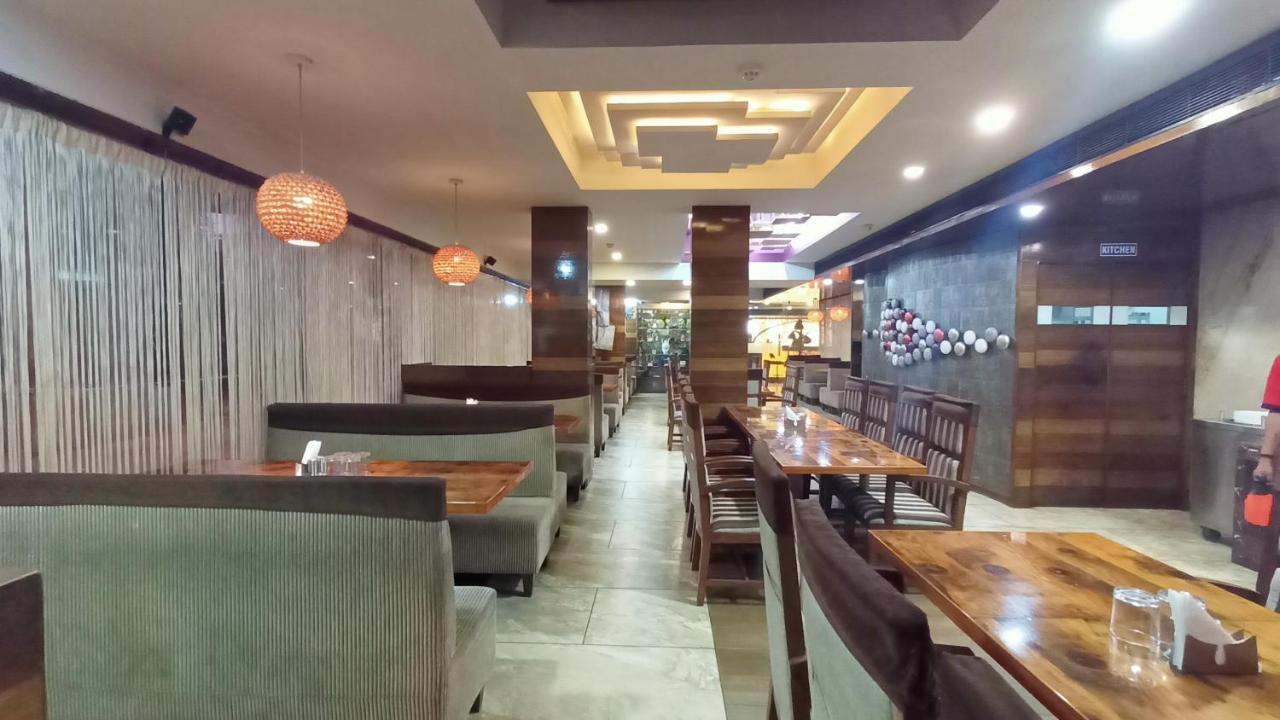 Super Inn Armoise Hotel Ahmedabad Exterior foto