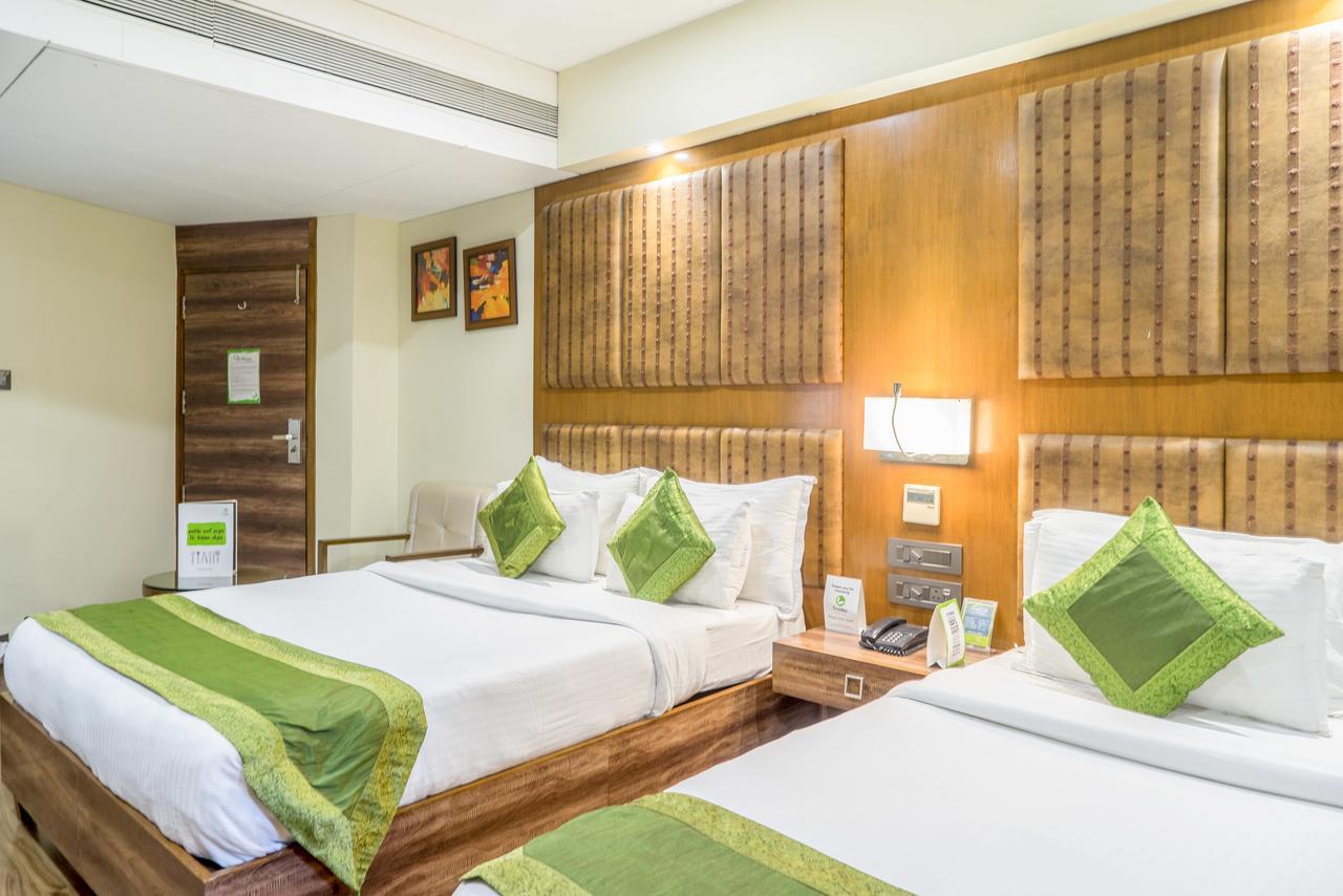 Super Inn Armoise Hotel Ahmedabad Exterior foto